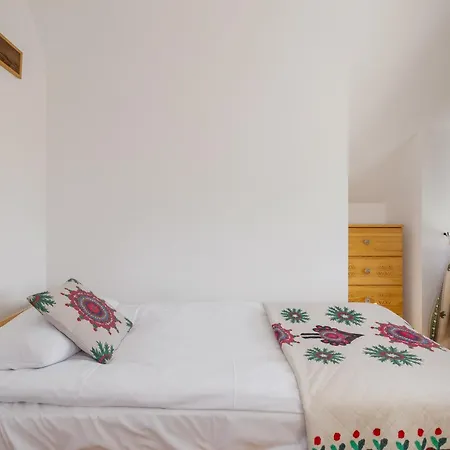 Orzel 33 Giewontview Two-story By Renters Prestige Apartment